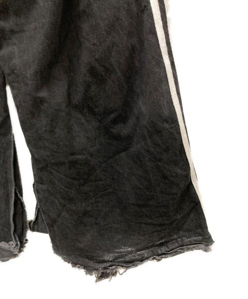 yori sport（ヨリ スポーツ）yori sport (ヨリ スポーツ) 5 STRIPE DENIM/ダメージデニムパンツ ブラック サイズ:28の古着・服飾アイテム