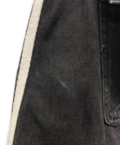 yori sport（ヨリ スポーツ）yori sport (ヨリ スポーツ) 5 STRIPE DENIM/ダメージデニムパンツ ブラック サイズ:28の古着・服飾アイテム