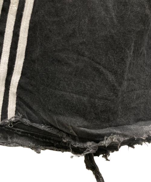 yori sport（ヨリ スポーツ）yori sport (ヨリ スポーツ) 5 STRIPE DENIM/ダメージデニムパンツ ブラック サイズ:28の古着・服飾アイテム
