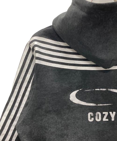 cozy worldwide（コジー ワールドワイド）cozy worldwide (コジー ワールドワイド) world royal knight club hoodie ブラック サイズ:Mの古着・服飾アイテム