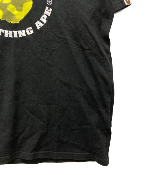A BATHING APE（アベイシングエイプ）A BATHING APE (アベイシングエイプ) RADIATION CAMO BUSY WORKS TEE ブラック サイズ:XLの古着・服飾アイテム