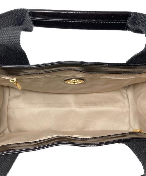 TORY BURCH（トリーバーチ）TORY BURCH (トリーバーチ) エナメルトートバッグ ブラックの古着・服飾アイテム