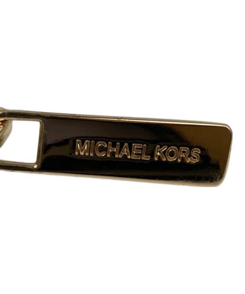 MICHAEL KORS（マイケル・コース）MICHAEL KORS (マイケル・コース) ラウンドファスナー長財布 ホワイトの古着・服飾アイテム