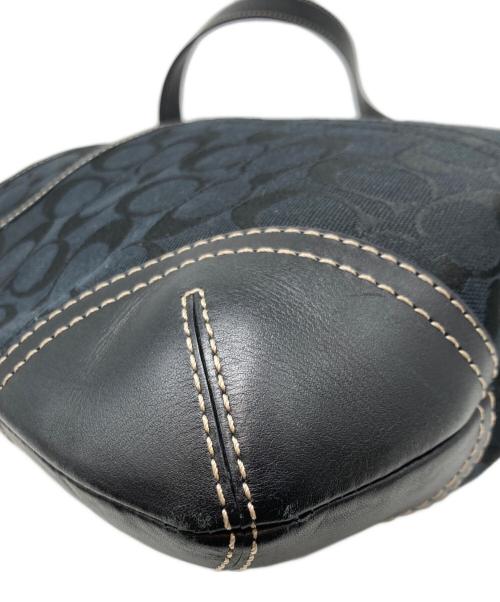 COACH（コーチ）COACH (コーチ) シグネチャーショルダーバッグ ブラックの古着・服飾アイテム
