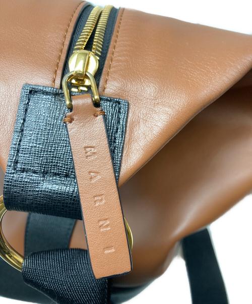 MARNI（マルニ）MARNI (マルニ) レザーショルダーバッグ/バケットバッグ/ワンショルダーバッグ ブラウンの古着・服飾アイテム