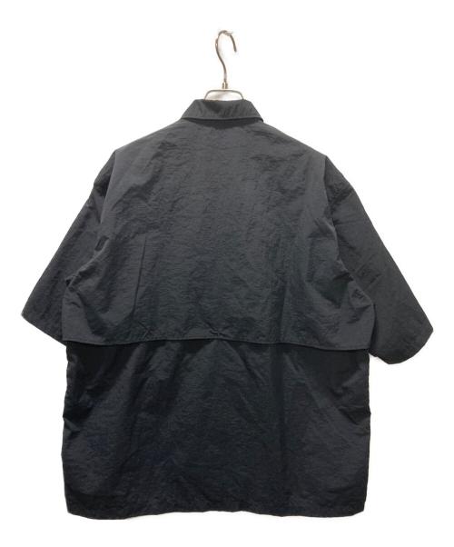 THE NORTHFACE PURPLELABEL（ザ・ノースフェイス パープルレーベル）THE NORTHFACE PURPLELABEL (ザ・ノースフェイス パープルレーベル) FIELD H/S SHIRT/フィルド ハーフスリーブ シャツ ブラック サイズ:Mの古着・服飾アイテム