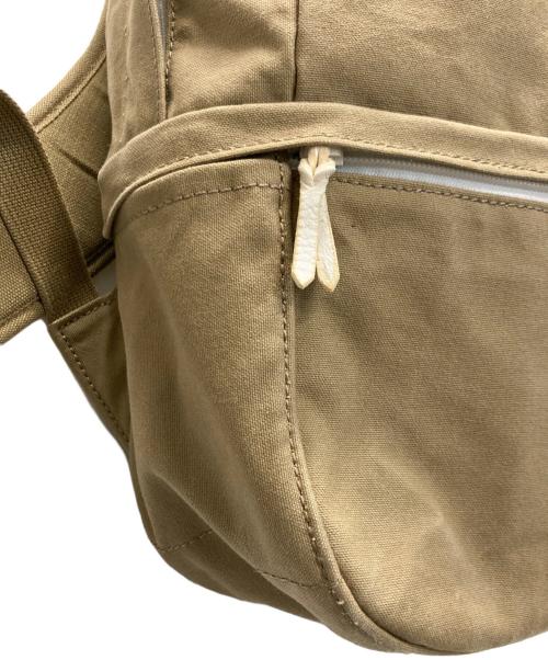 PORTER（ポーター）PORTER (ポーター) BEAT DAYPACK ベージュの古着・服飾アイテム