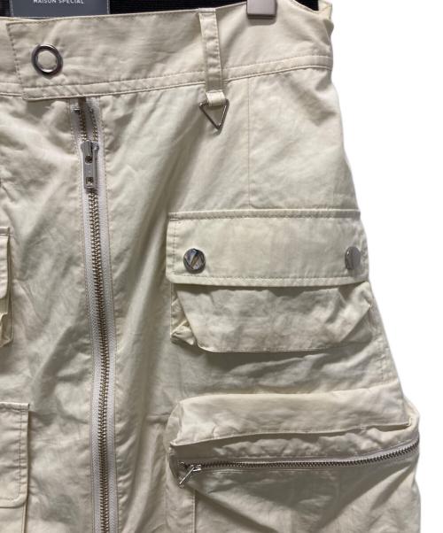 MAISON SPECIAL（メゾンスペシャル）MAISON SPECIAL (メゾンスペシャル) マルチポケットレイヤードカーゴスカート/Multi Pocket Layered Cargo Skirt アイボリー サイズ:36の古着・服飾アイテム