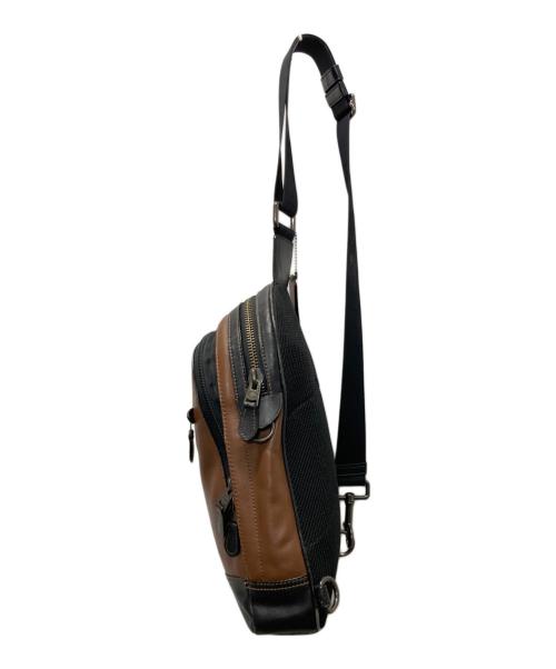 COACH（コーチ）COACH (コーチ) ボディーバッグ ブラウンの古着・服飾アイテム