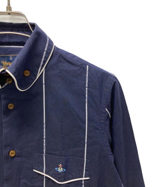 Vivienne Westwood man（ヴィヴィアンウエストウッドマン）Vivienne Westwood man (ヴィヴィアン ウェストウッド マン) オーブ刺繍ストライプシャツ ネイビー サイズ:2の古着・服飾アイテム