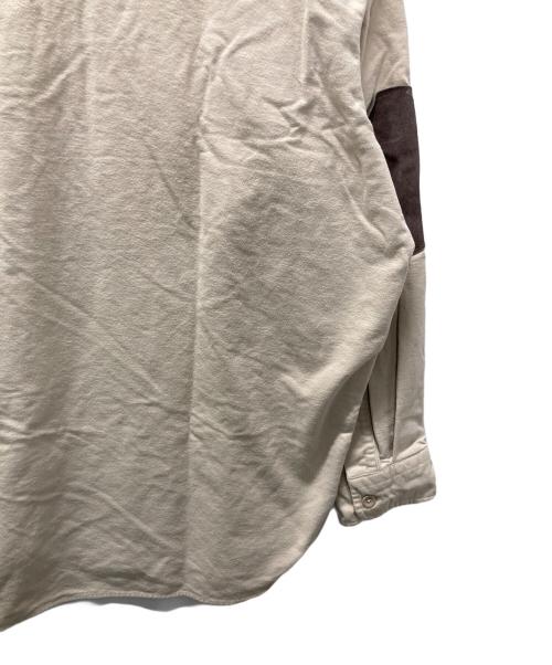 L.L.Bean（エルエルビーン）L.L.Bean (エルエルビーン) 80‘sエルボーパッチシャツ ベージュ サイズ:18の古着・服飾アイテム