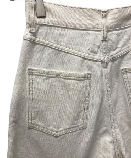 Maison Margiela（メゾンマルジェラ）Maison Margiela (メゾンマルジェラ) スラッシュディテールカットオフデニムパンツ ホワイト サイズ:36の古着・服飾アイテム