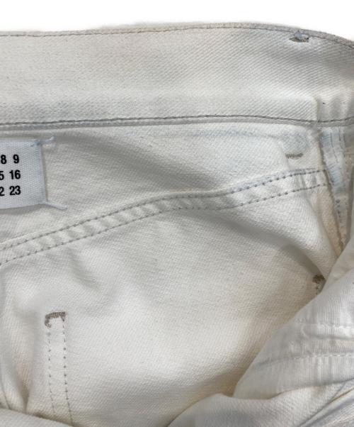 Maison Margiela（メゾンマルジェラ）Maison Margiela (メゾンマルジェラ) スラッシュディテールカットオフデニムパンツ ホワイト サイズ:36の古着・服飾アイテム