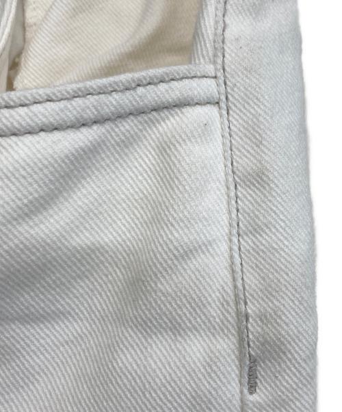 Maison Margiela（メゾンマルジェラ）Maison Margiela (メゾンマルジェラ) スラッシュディテールカットオフデニムパンツ ホワイト サイズ:36の古着・服飾アイテム