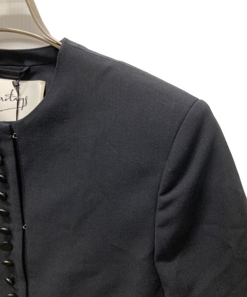 l'heritage martinique（レリタージュ マルティニーク）l'heritage martinique (レリタージュ マルティニーク) T/W 2WAYストレッチクルーネックジャケット ネイビー サイズ:記載なし 未使用品の古着・服飾アイテム