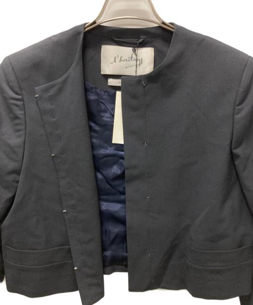 l'heritage martinique（レリタージュ マルティニーク）l'heritage martinique (レリタージュ マルティニーク) T/W 2WAYストレッチクルーネックジャケット ネイビー サイズ:記載なし 未使用品の古着・服飾アイテム
