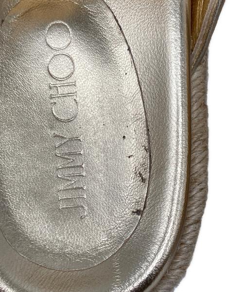 JIMMY CHOO（ジミーチュウ）JIMMY CHOO (ジミーチュウ) キルティングレザーフラットサンダル ゴールド サイズ:38の古着・服飾アイテム