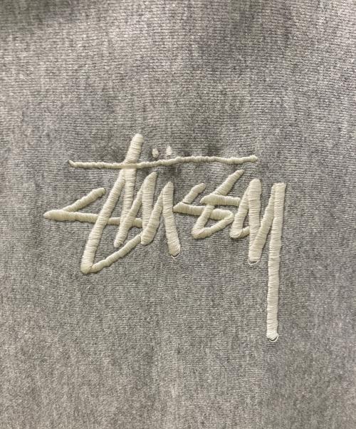 stussy（ステューシー）stussy (ステューシー) 刺繍ロゴパーカー グレー サイズ:Sの古着・服飾アイテム