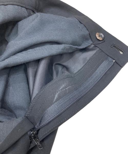 ISSEY MIYAKE（イッセイミヤケ）ISSEY MIYAKE (イッセイミヤケ) ウールパンツ ブラック サイズ:3の古着・服飾アイテム