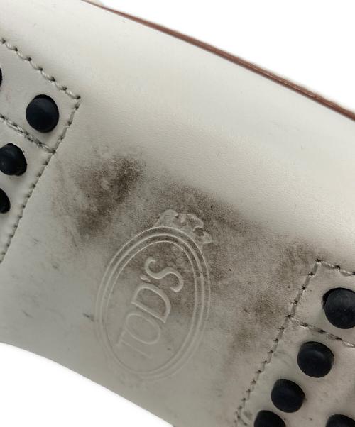 TOD'S（トッズ）TOD'S (トッズ) KATE/ケイトドライビングシューズ アイボリー サイズ:39の古着・服飾アイテム