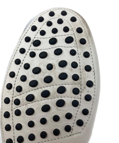 TOD'S（トッズ）TOD'S (トッズ) KATE/ケイトドライビングシューズ アイボリー サイズ:39の古着・服飾アイテム