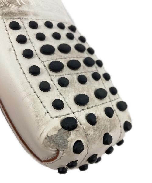 TOD'S（トッズ）TOD'S (トッズ) KATE/ケイトドライビングシューズ アイボリー サイズ:39の古着・服飾アイテム