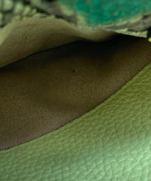 Kate Spade（ケイトスペード）Kate Spade (ケイトスペード) Spencer Snake-Embossed Mini Satchel/スペンサー スネークエンボス ミニサッチェル 黄緑×ブラウンの古着・服飾アイテム