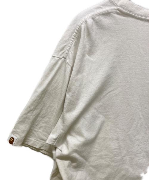 A BATHING APE（アベイシングエイプ）A BATHING APE (アベイシングエイプ) COLLEGE MILO TEE ホワイト サイズ:XLの古着・服飾アイテム