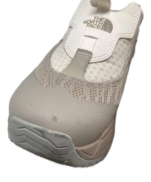 THE NORTH FACE（ザ ノース フェイス）THE NORTH FACE (ザ ノース フェイス) グラバル スリップオン 2 ベージュ サイズ:24の古着・服飾アイテム