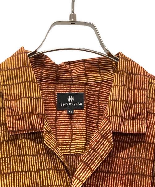 ISSEY MIYAKE（イッセイミヤケ）ISSEY MIYAKE (イッセイミヤケ) 総柄オープンカラーシャツ オレンジ×ブラウン サイズ:Mの古着・服飾アイテム