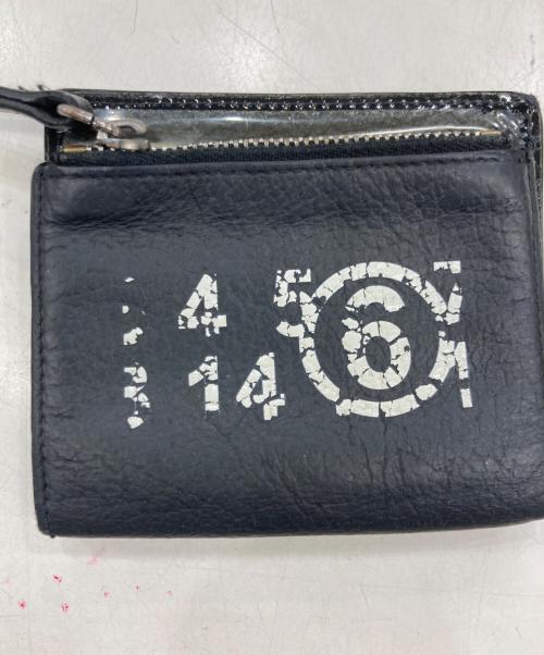 MM6 Maison Margiela（エムエムシックスメゾンマルジェラ）MM6 Maison Margiela (エムエムシックスメゾンマルジェラ) 2つ折り財布 ブラックの古着・服飾アイテム