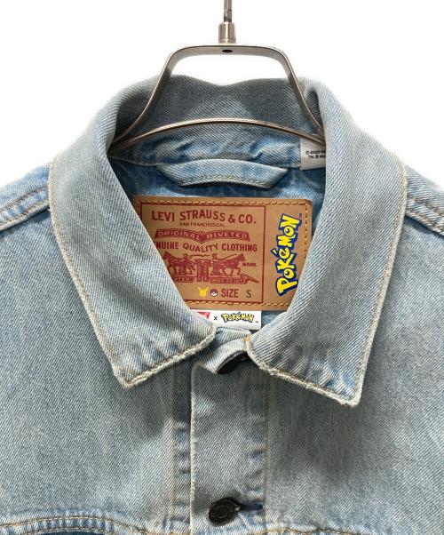 LEVI'S（リーバイス）LEVI'S (リーバイス) POKEMON (ポケモン) VINTAGE FIT TRUCKER/デニムトラッカージャケット インディゴ サイズ:Sの古着・服飾アイテム