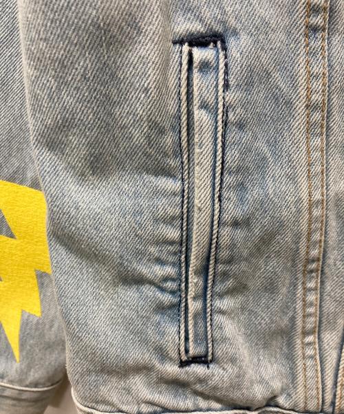LEVI'S（リーバイス）LEVI'S (リーバイス) POKEMON (ポケモン) VINTAGE FIT TRUCKER/デニムトラッカージャケット インディゴ サイズ:Sの古着・服飾アイテム
