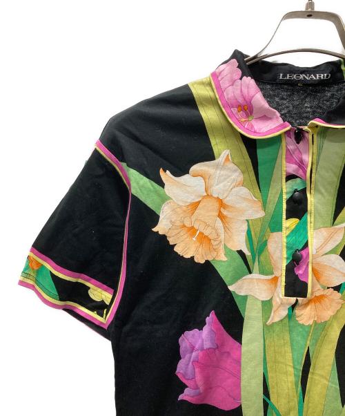 LEONARD FASHION（レオナールファッション）LEONARD FASHION (レオナールファッション) 花柄ポロシャツ ブラック サイズ:Mの古着・服飾アイテム