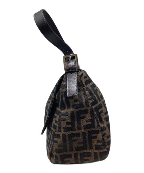 FENDI（フェンディ）FENDI (フェンディ) ズッカ マンババケット ショルダーバッグ ブラウンの古着・服飾アイテム