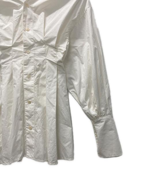 CLANE（クラネ）CLANE (クラネ) オフショルダータックブラウス ホワイトの古着・服飾アイテム