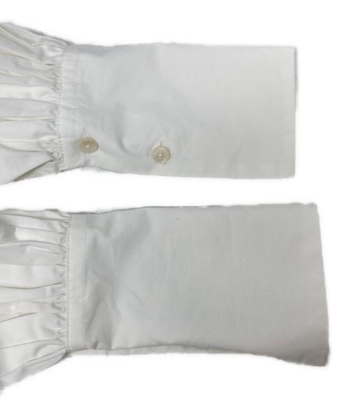 CLANE（クラネ）CLANE (クラネ) オフショルダータックブラウス ホワイトの古着・服飾アイテム