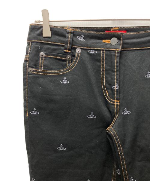 Vivienne Westwood RED LABEL（ヴィヴィアンウエストウッドレッドレーベル）Vivienne Westwood RED LABEL (ヴィヴィアンウエストウッドレッドレーベル) オーブ刺繍スキニーデニムパンツ ブラック サイズ:3の古着・服飾アイテム