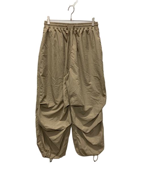 ANGLAN（アングラン）ANGLAN (アングラン) Nylon Parachute Balloon Pants ベージュ サイズ:２の古着・服飾アイテム