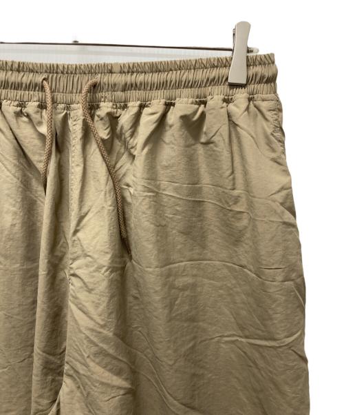 ANGLAN（アングラン）ANGLAN (アングラン) Nylon Parachute Balloon Pants ベージュ サイズ:２の古着・服飾アイテム