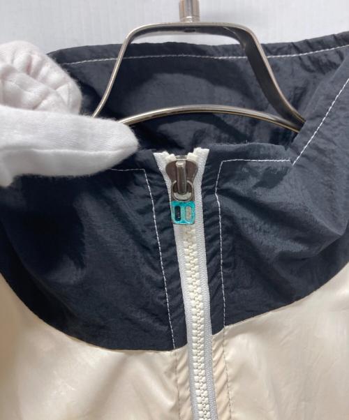 NIKE（ナイキ）NIKE (ナイキ) 配色ジャケット ベージュ×ブラック×レッド サイズ:Lの古着・服飾アイテム