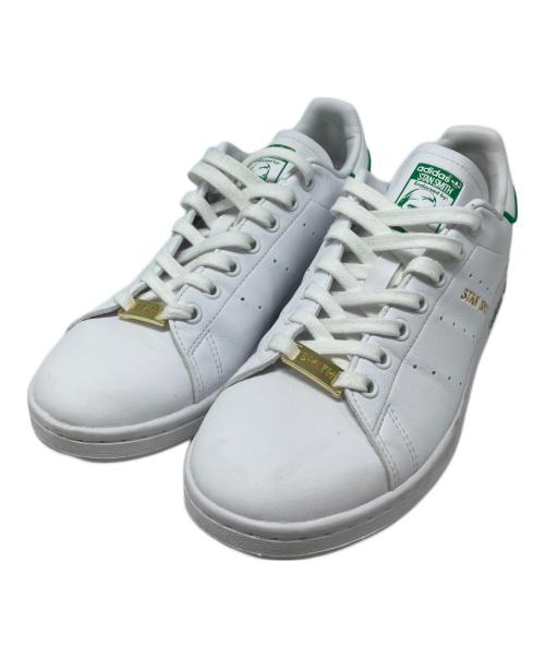 adidas（アディダス）adidas (アディダス) ローカットスニーカー ホワイト サイズ:US8の古着・服飾アイテム