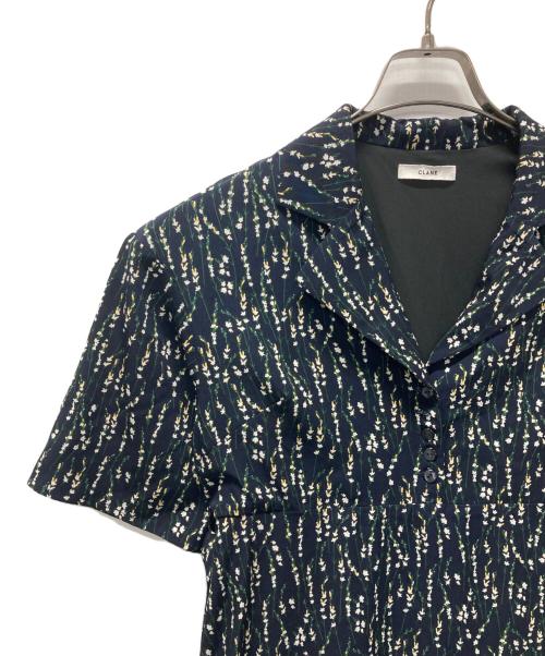 CLANE（クラネ）CLANE (クラネ) サルビアフラワープリントワンピース ネイビー サイズ:２の古着・服飾アイテム
