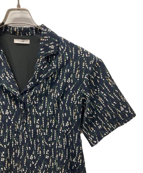 CLANE（クラネ）CLANE (クラネ) サルビアフラワープリントワンピース ネイビー サイズ:２の古着・服飾アイテム