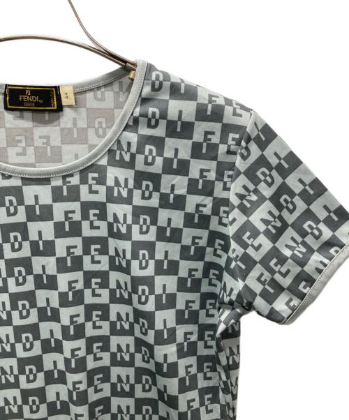 FENDI（フェンディ）FENDI (フェンディ) ロゴプリント総柄Tシャツ スカイブルー サイズ:４４の古着・服飾アイテム