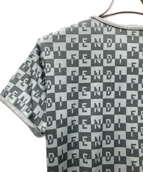 FENDI（フェンディ）FENDI (フェンディ) ロゴプリント総柄Tシャツ スカイブルー サイズ:４４の古着・服飾アイテム