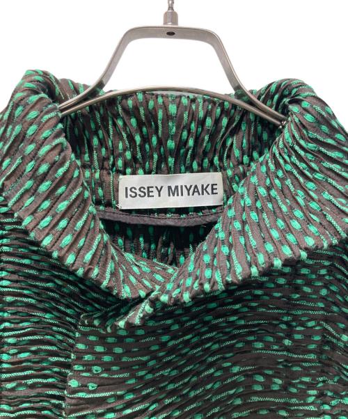 ISSEY MIYAKE（イッセイミヤケ）ISSEY MIYAKE (イッセイミヤケ) 3Dスチームストレッチジャケット グリーン サイズ:2の古着・服飾アイテム