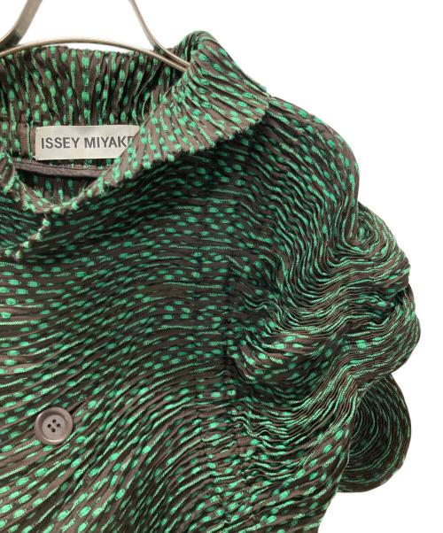 ISSEY MIYAKE（イッセイミヤケ）ISSEY MIYAKE (イッセイミヤケ) 3Dスチームストレッチジャケット グリーン サイズ:2の古着・服飾アイテム