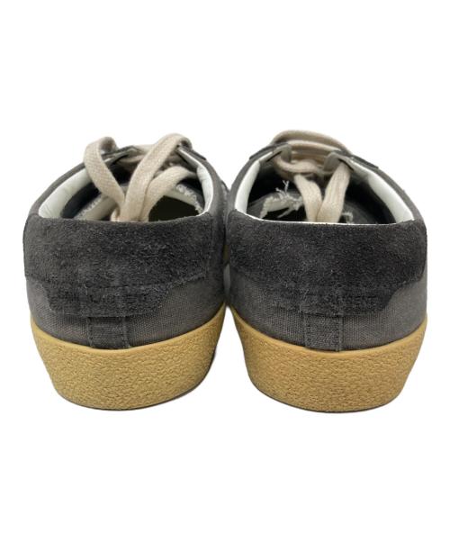 Saint Laurent Paris（サンローランパリ）Saint Laurent Paris (サンローランパリ) COURT CLASSIC IN EMBROIDERED DESTROYED CANVAS グレー サイズ:36の古着・服飾アイテム