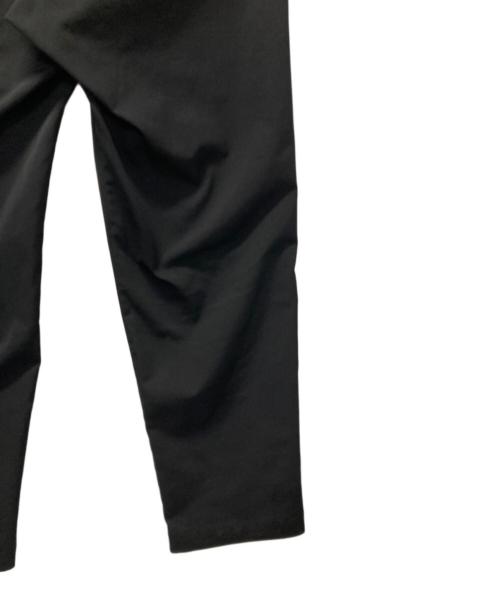 HYKE（ハイク）HYKE (ハイク) TASLAN TAPERED PANTS ブラック サイズ:4の古着・服飾アイテム